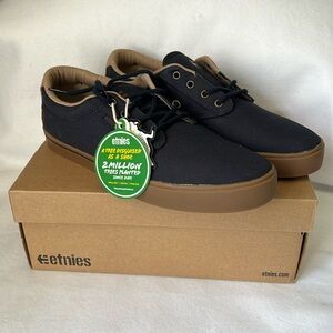 Etnies’ Jameson 2 Eco Men’s Navy Casual Shies - SZ: 11